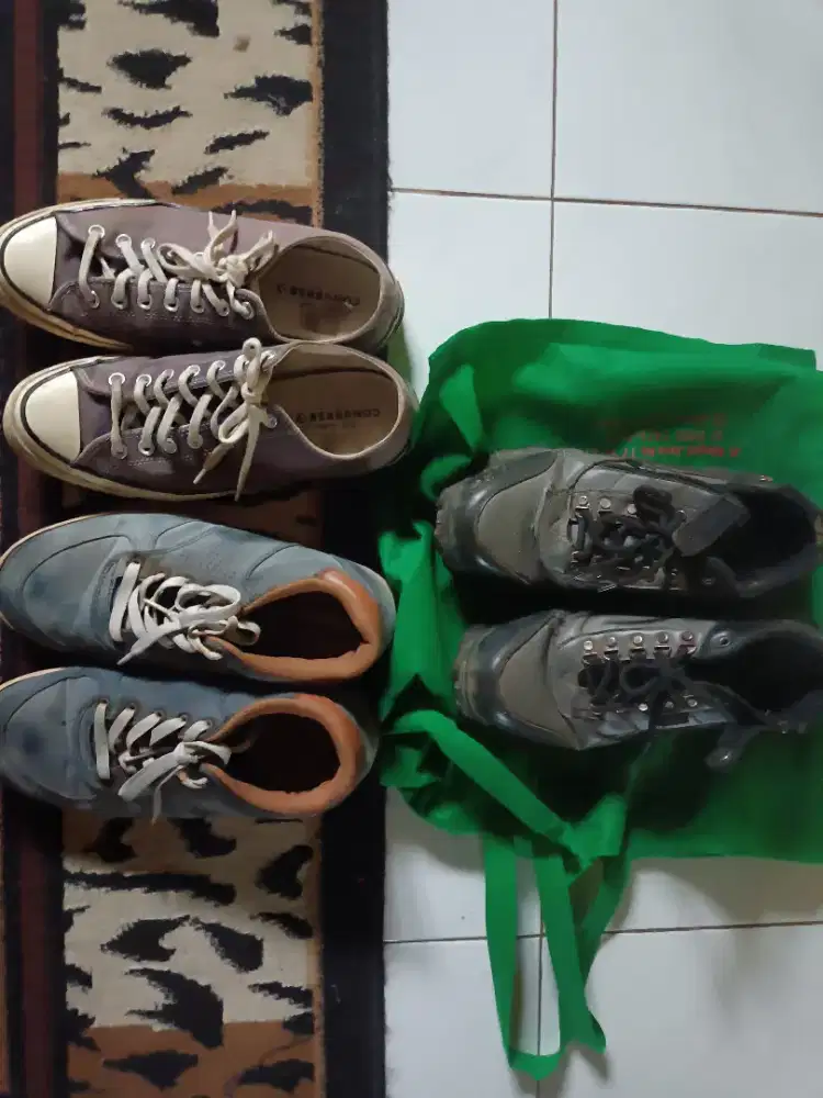 Dijual cepat sepatu