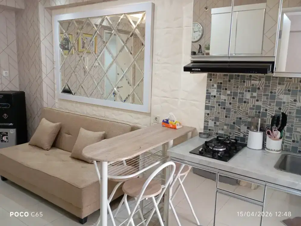 DISEWAKAN UNIT APARTMENT BASSURA DIATAS MALL 2 KAMAR FURNISH