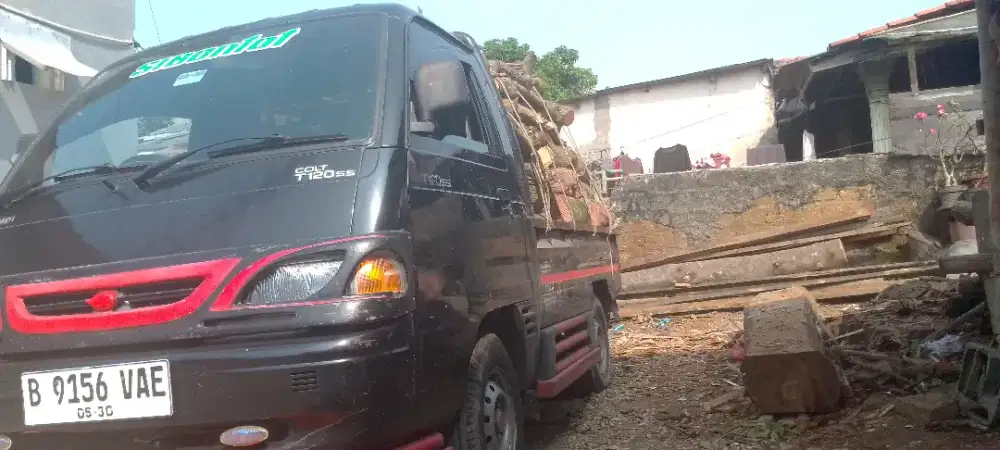 Menerima buang puing,pindahan,,sampah kayu jasa nebang dll