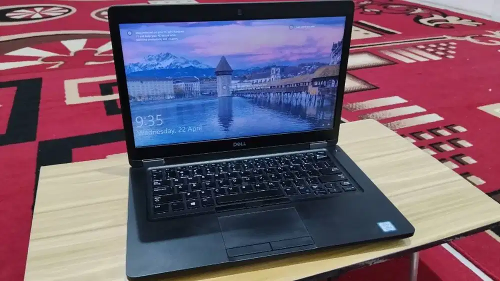 Dijual Laptop Dell Latitude 5490 Intel Core i5-8250U 8 GB / 256 GB