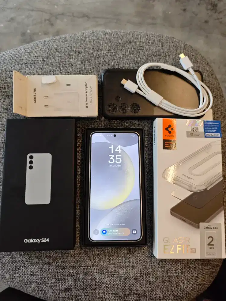 Samsung S24 8/256GB Fullshet Free Adaptor