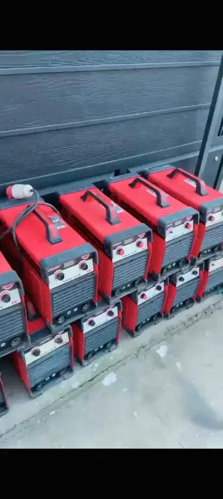 Mesin las 315&300a input 3 phase