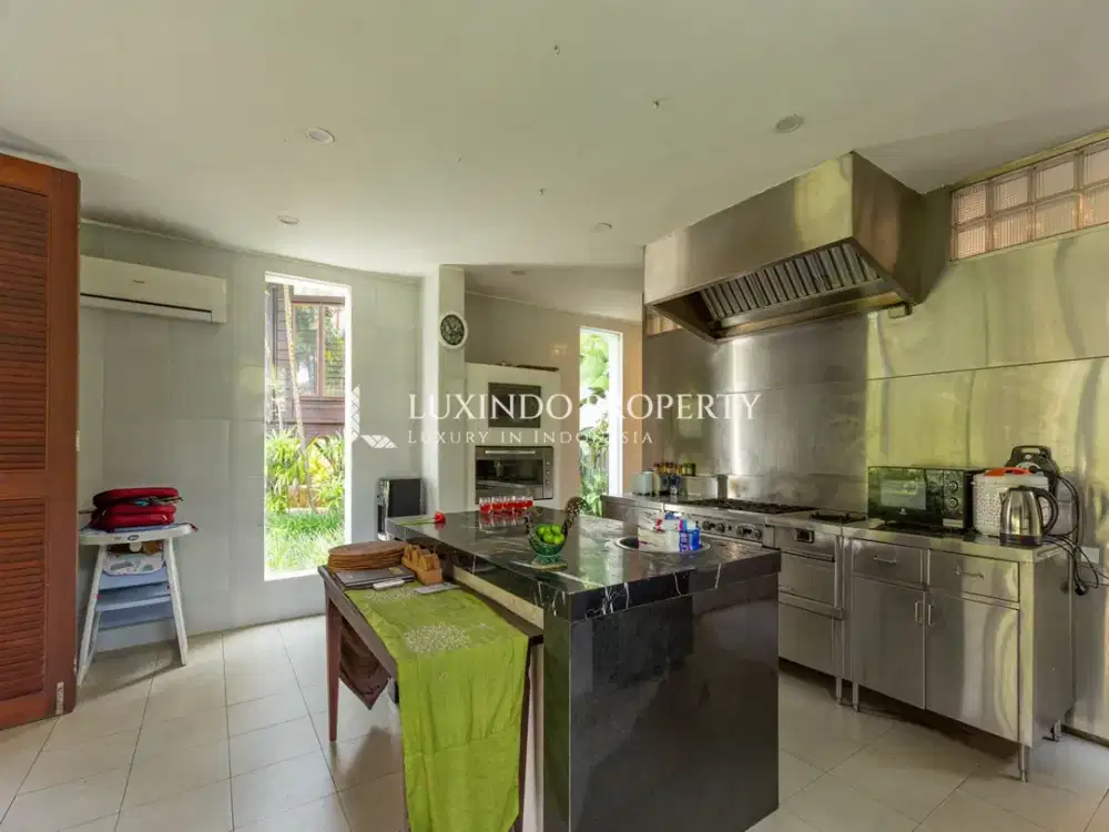 DIJUAL VILLA DENGAN 7 KAMAR TIDUR DI KELUSA, UBUD - Thumbnail 10