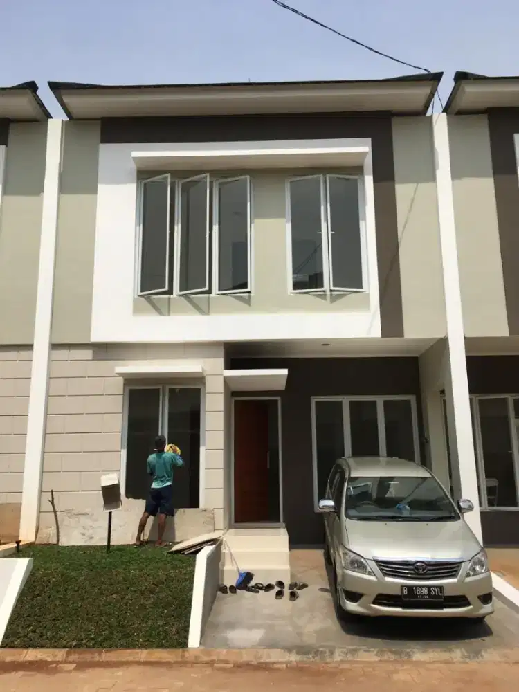 Dijual Rumah Bagus Dalam Town Houses di Cimanggis Depok