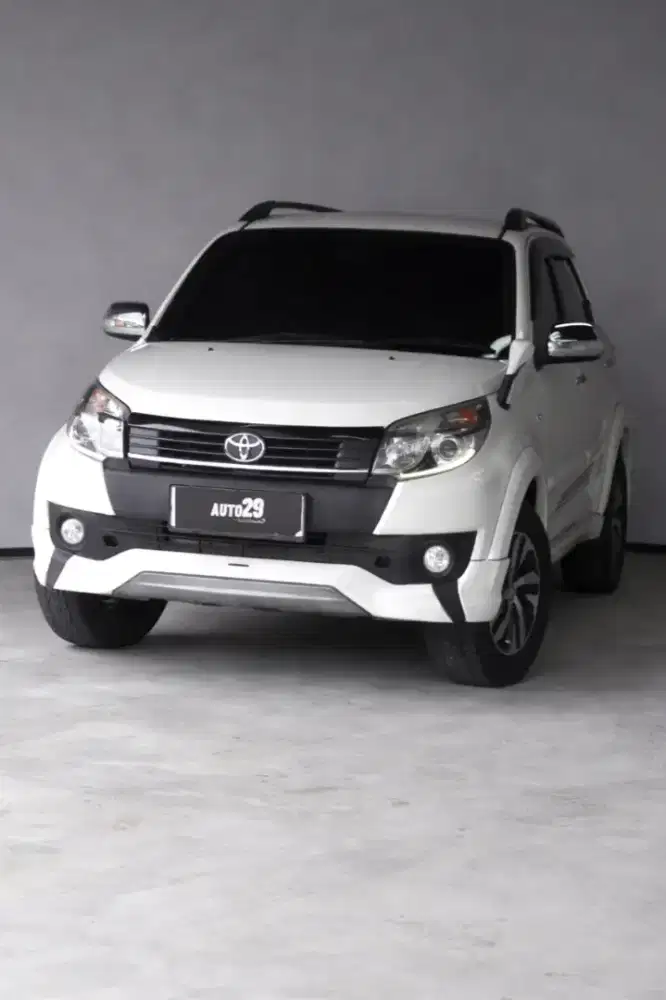 Rush TRD AT km 60rb an Bisa kredit