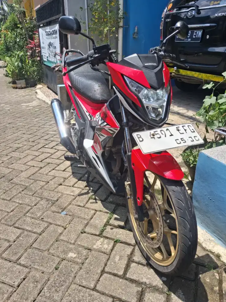Honda Sonic 150R