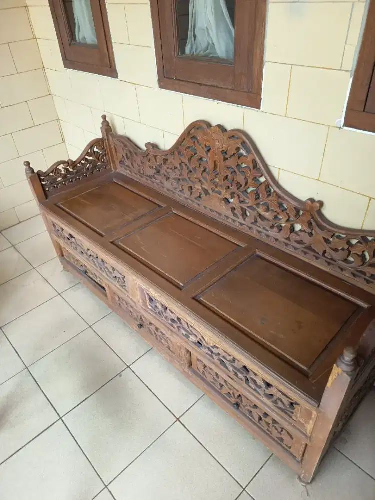 Sofa kayu jati/bale bale ukir
