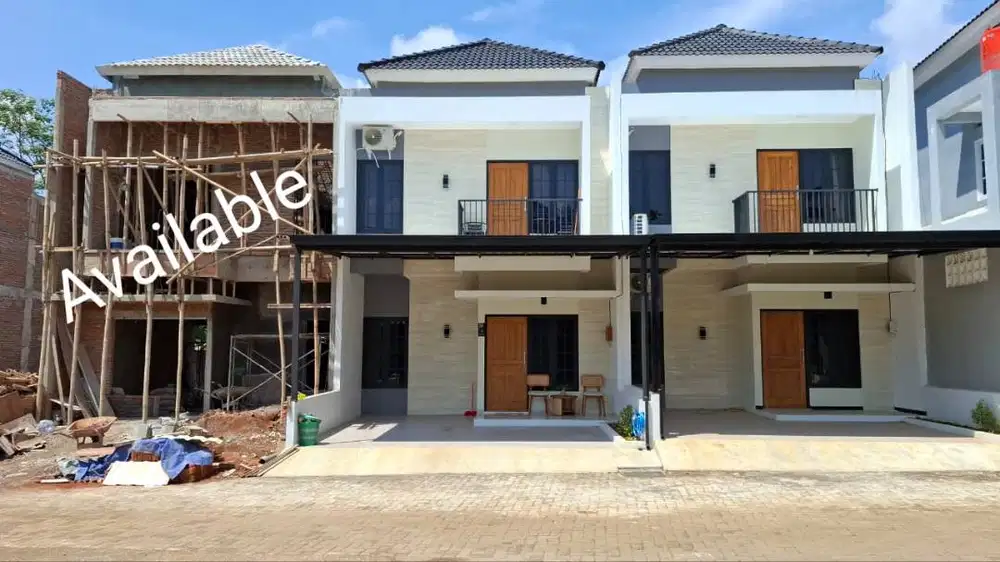 Rumah Mewah dua lantai dekat kodam diponegoro semarang