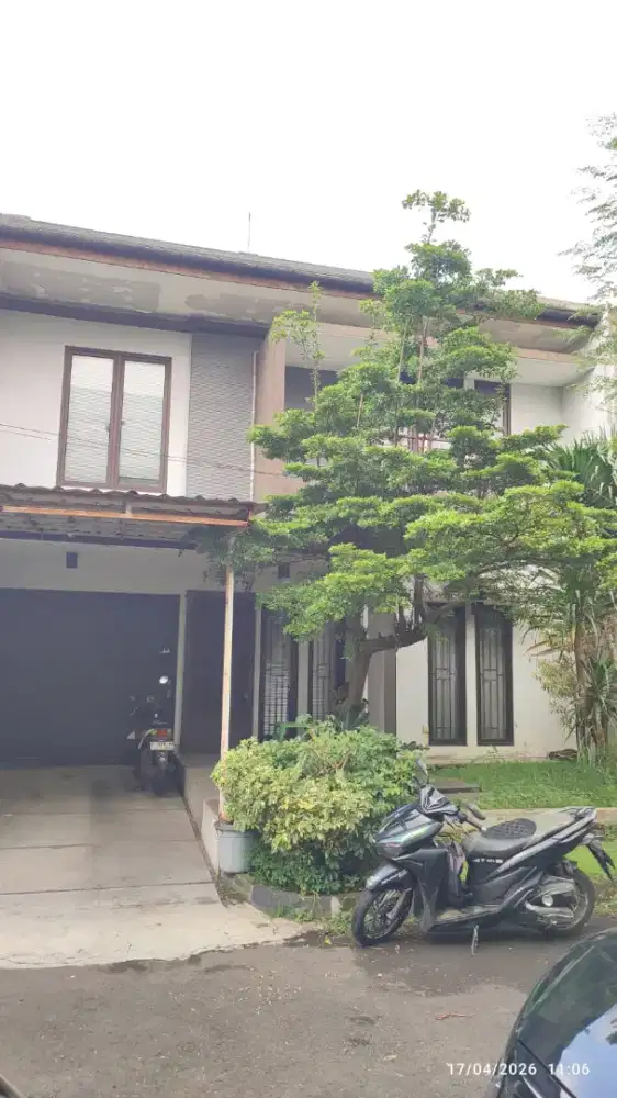 JUAL CEPAT RUMAH KOMPLEK ELIT ISTANA SUDIRMAN BANDUNG
