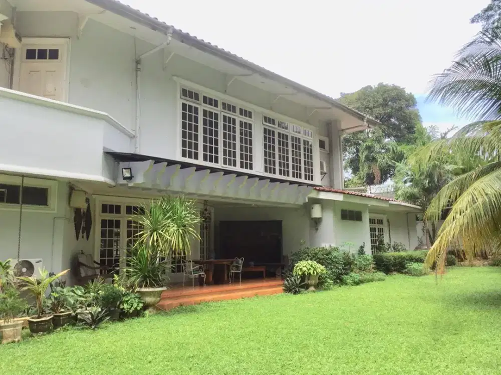 Rumah Mewah Bersih, Nyaman, Asri, Di Kebayoran Baru, Jakarta Selatan
