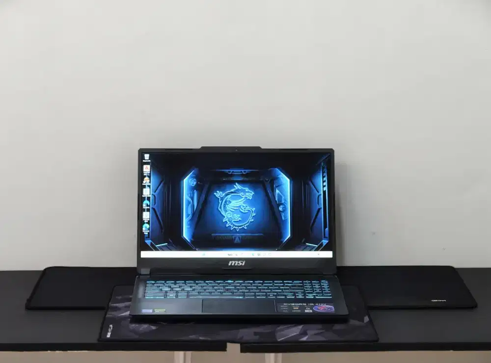 LAPTOP GAMING MSI CYBORG 14 A13VF I7-13620H RTX 4060 144Hz