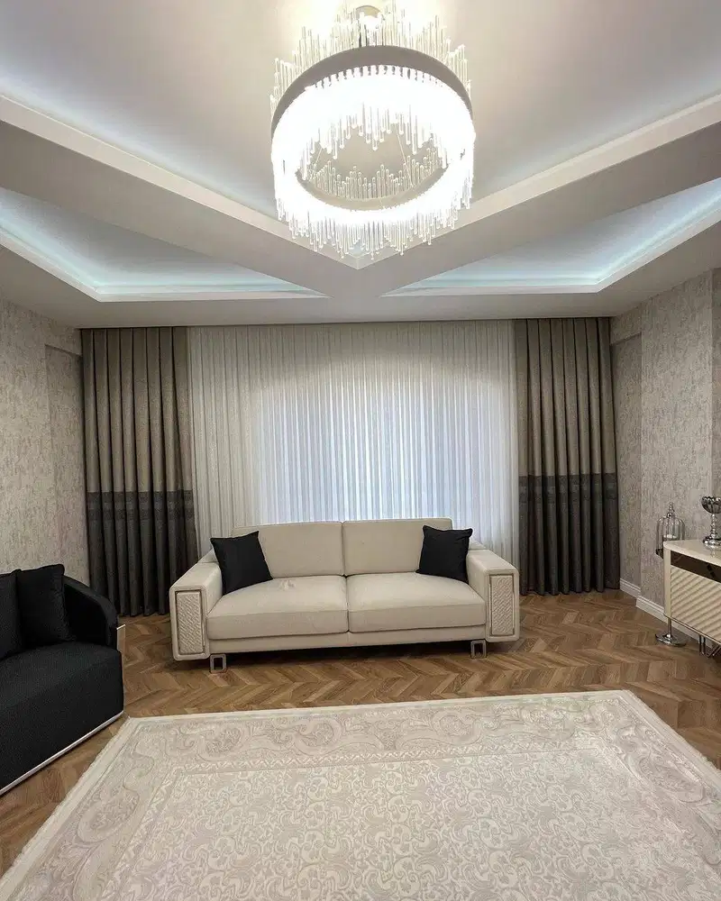 Gorden Vitrase Sekat Ruangan Klinik Roller Vertikal Blinds Krey Kayu