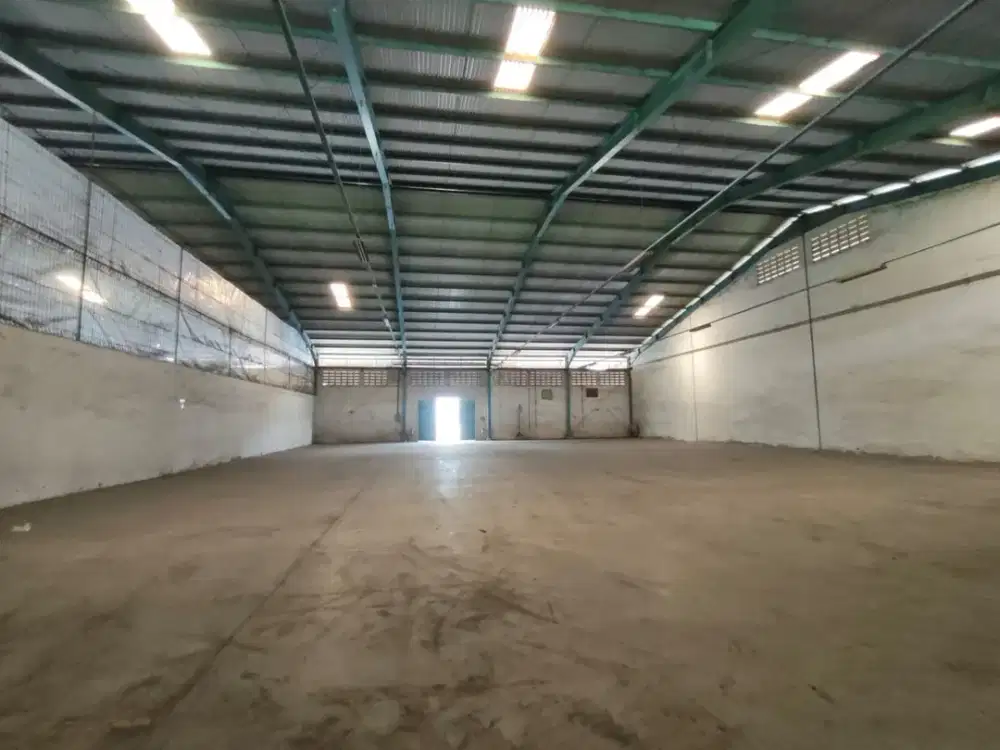 Gudang MM2100 Cibitung – Luas 1.835 m², Listrik Besar Cocok Logistik & Produksi Siap Operasional!