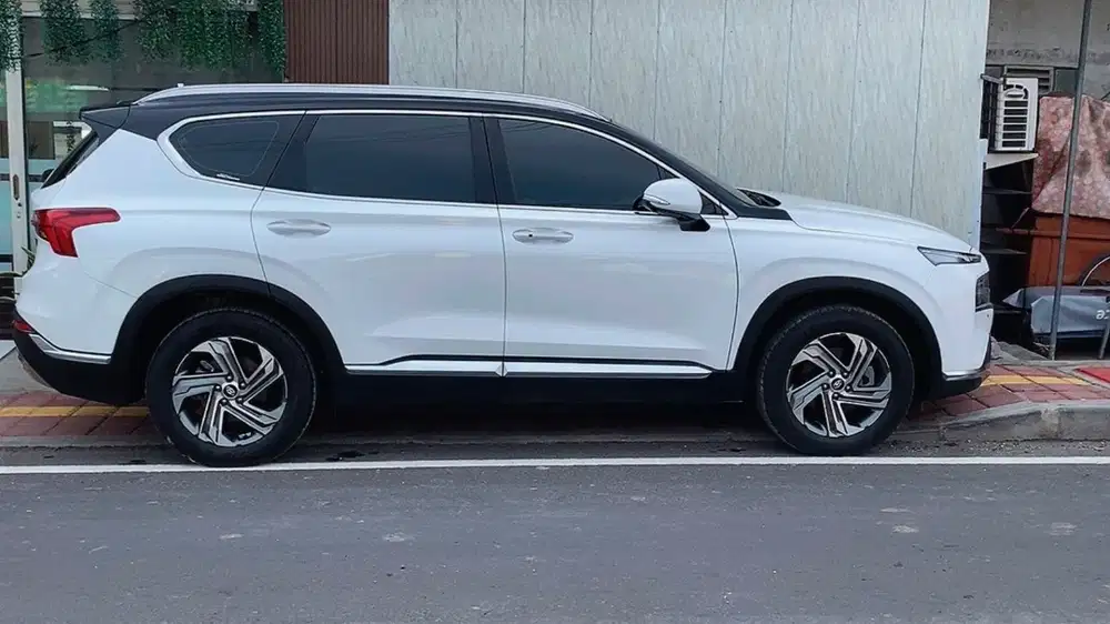 HYUNDAY SANTA FE G 2.5 TAHUN 2023