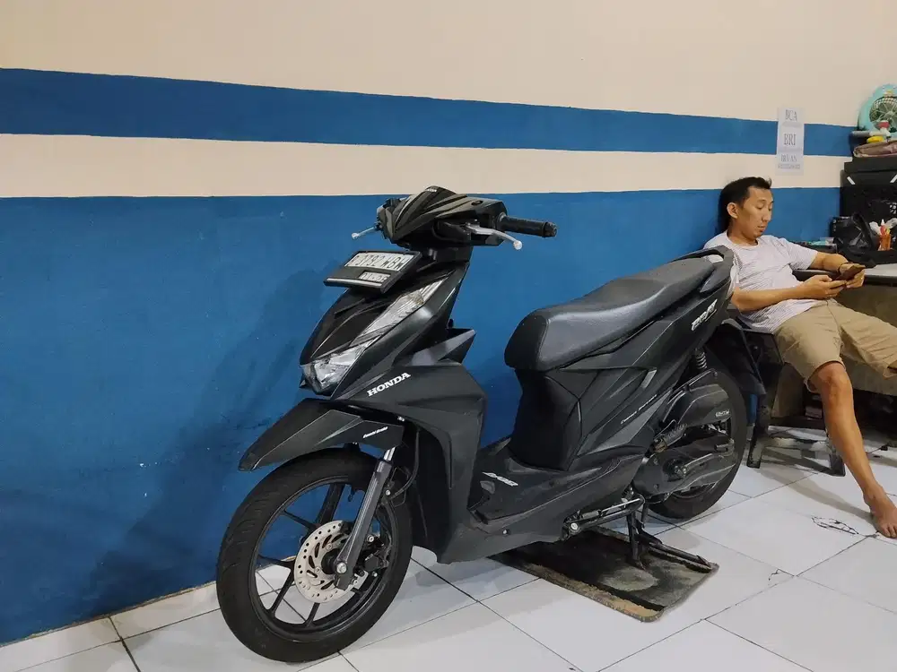 (jual) Honda beat delux cbs iss pajak hidup panjang 2023