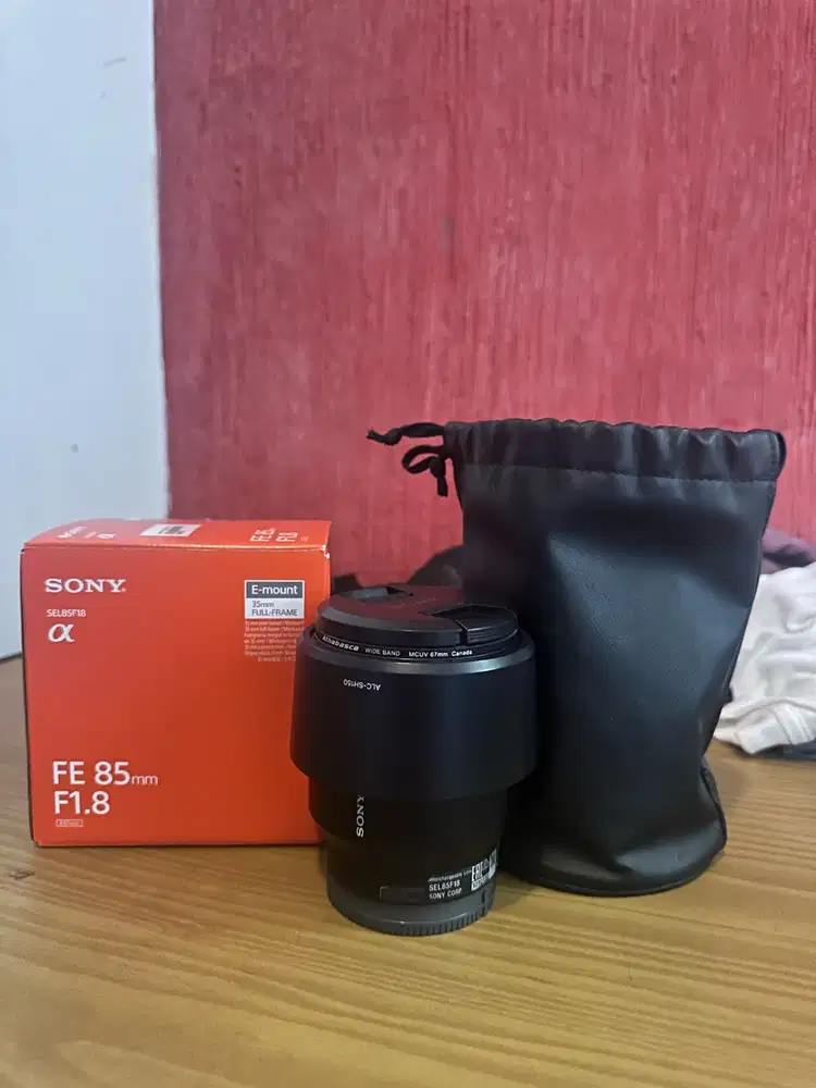 Lensa Sony 85MM F1.8