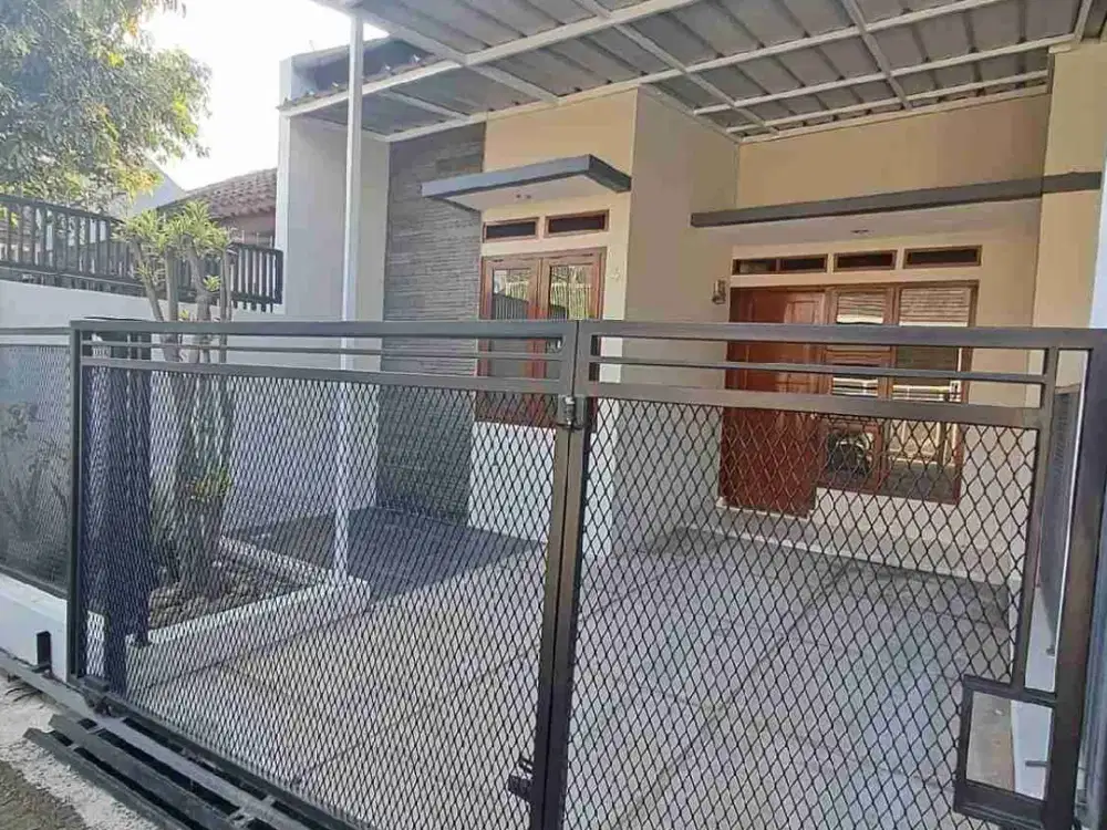 Di jual rumah baru di komplek margawangi estet terusan buah batu