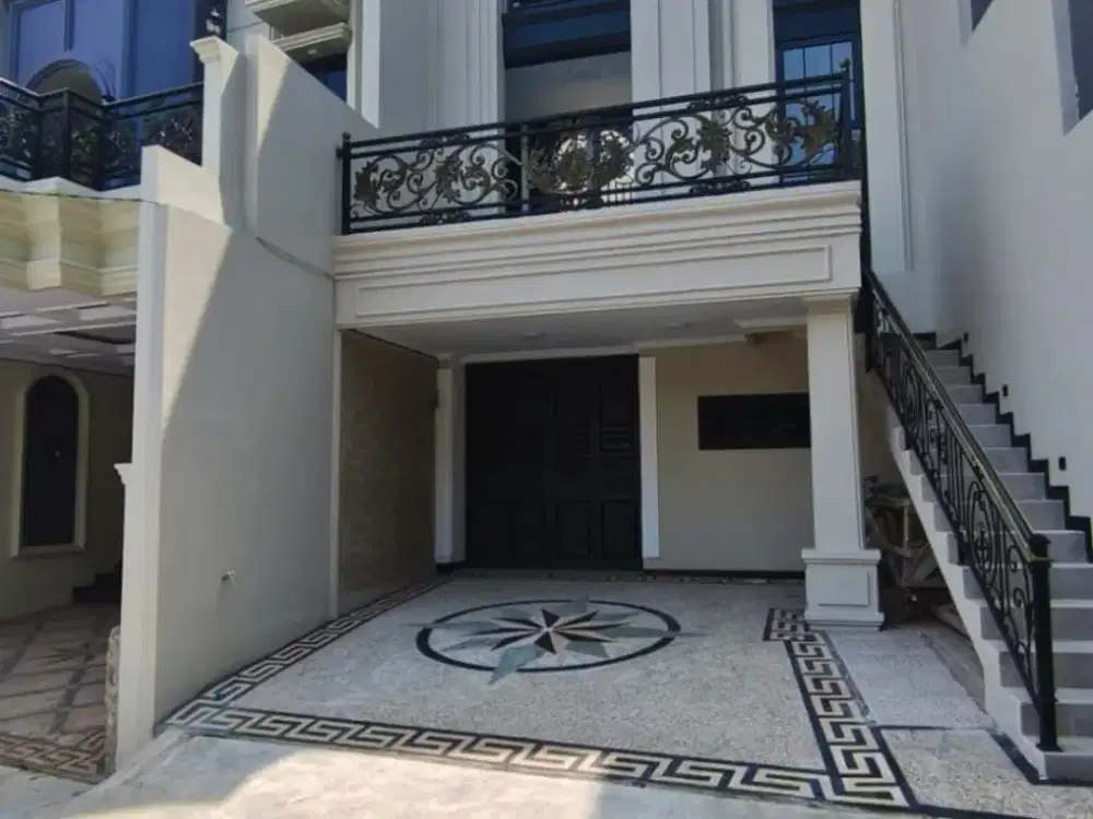 Rumah Mewah 3 Lantai + Rooftop di Pasar Minggu Jakarta PU-18053
