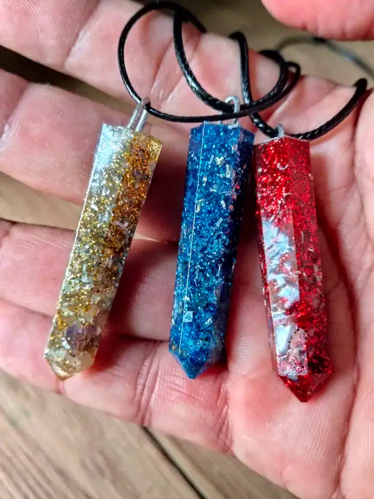 Kalung liontin orgonite