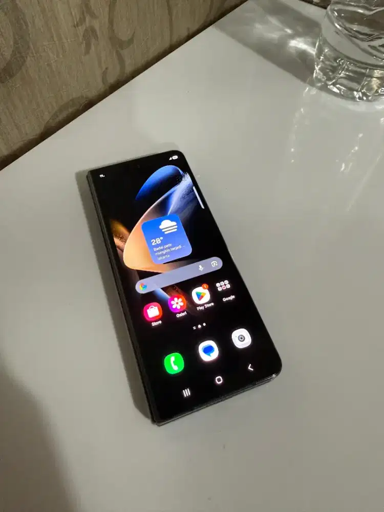 Samsung Z fold 4 512GB SEIN