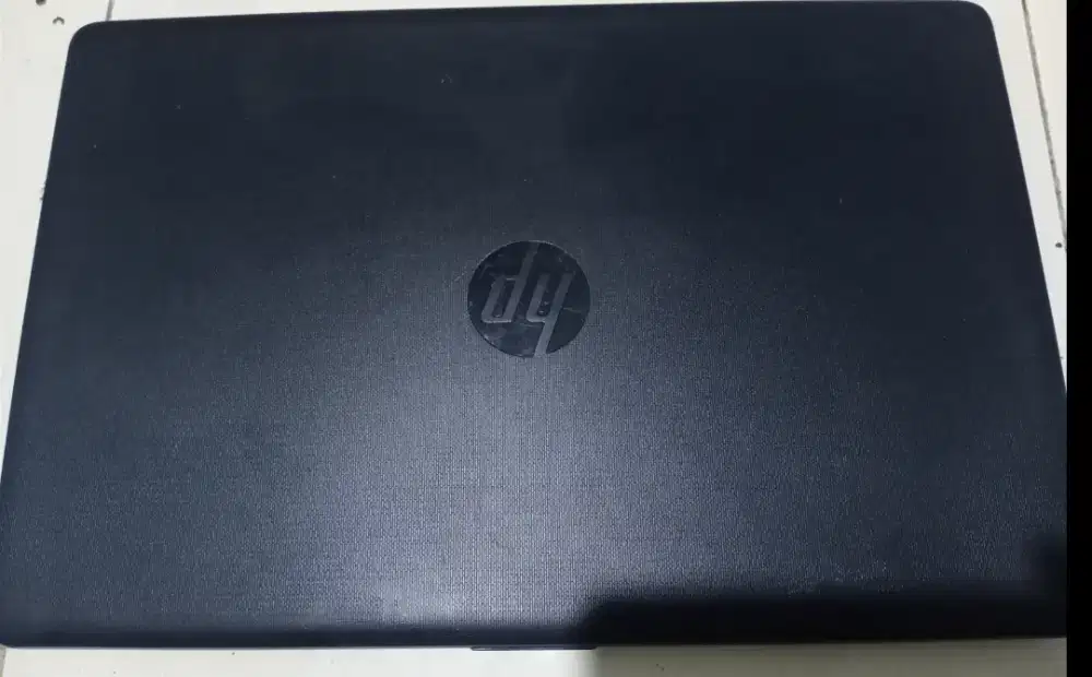 Laptop HP Ryzen 3 - DDR4 4Gb - SSHD 500Gb - no minus - siap pakai