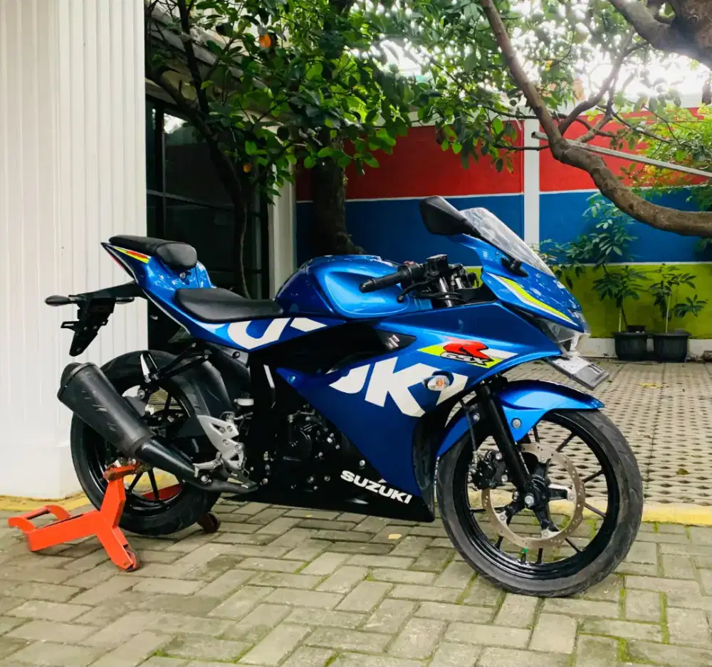 Suzuki GSX 150 R