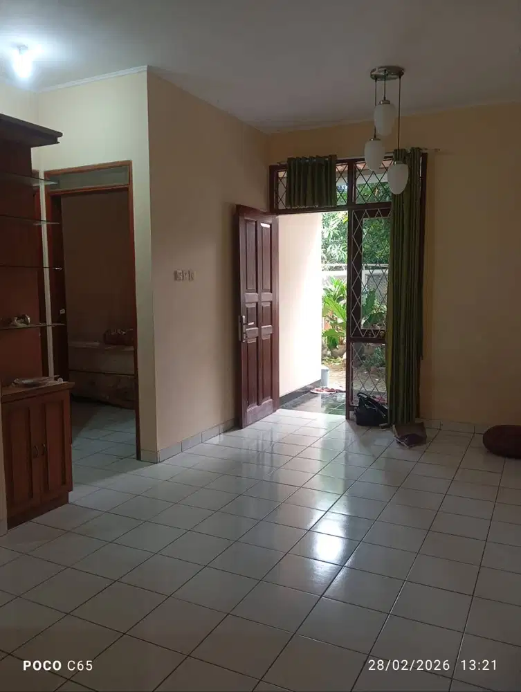 Disewakan Rumah Tenang 2 Lantai Di Komplek Antapani Bandung