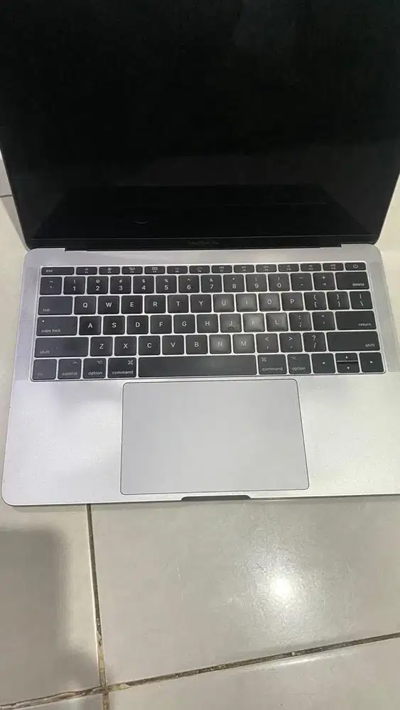 Apple Macbook Pro 13 Inch 2017 Retina Display