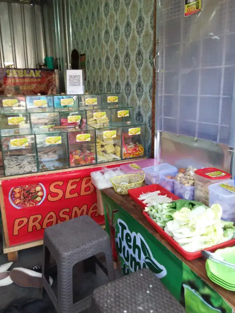 dicari karyawati penjaga seblak