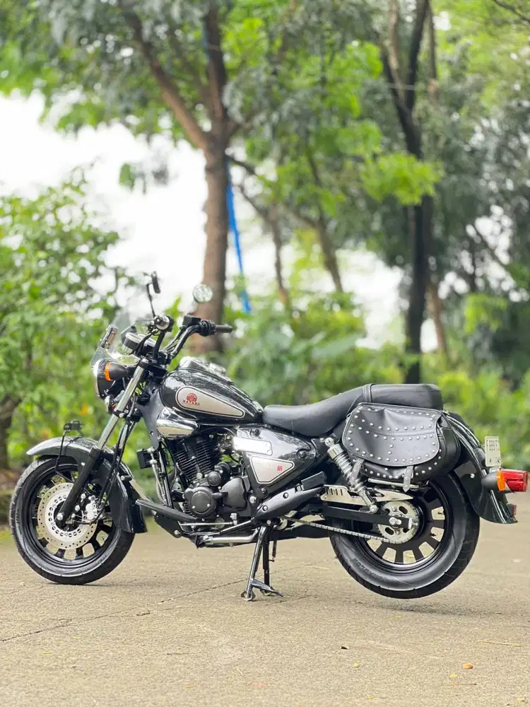 BENELLI MOTOBI 200 EFI HITAM 2024 KM 500 PERAK PAJAK ON SIAP PAKAI