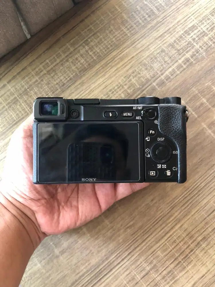 Kamera Mirrorless Sony a6400 Body Only