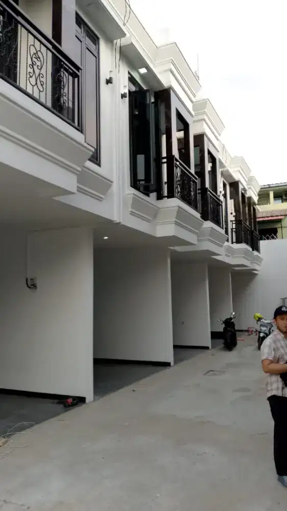 RUMAH DI JUAL MURAH UTAN KAYU JAKARTA TIMUR