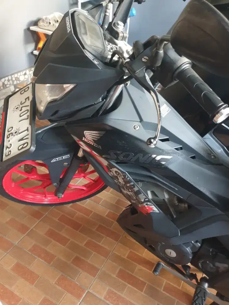 DIJUAL CEPAT MOTOR HONDA SONIC