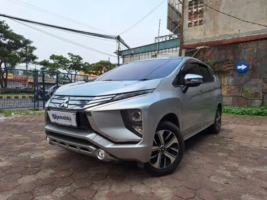 DP MURAH Mitsubishi Xpander 1.5 Ultimate Bensin-AT 2017 Silver CUFSB