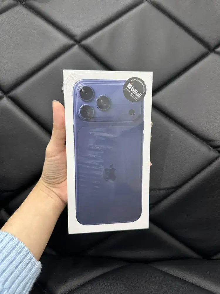 Ip 17 Promax Deep blue 512gb