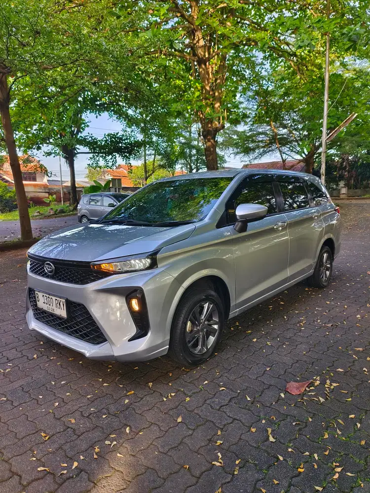 Daihatsu Xenia R Dlx MT 2022