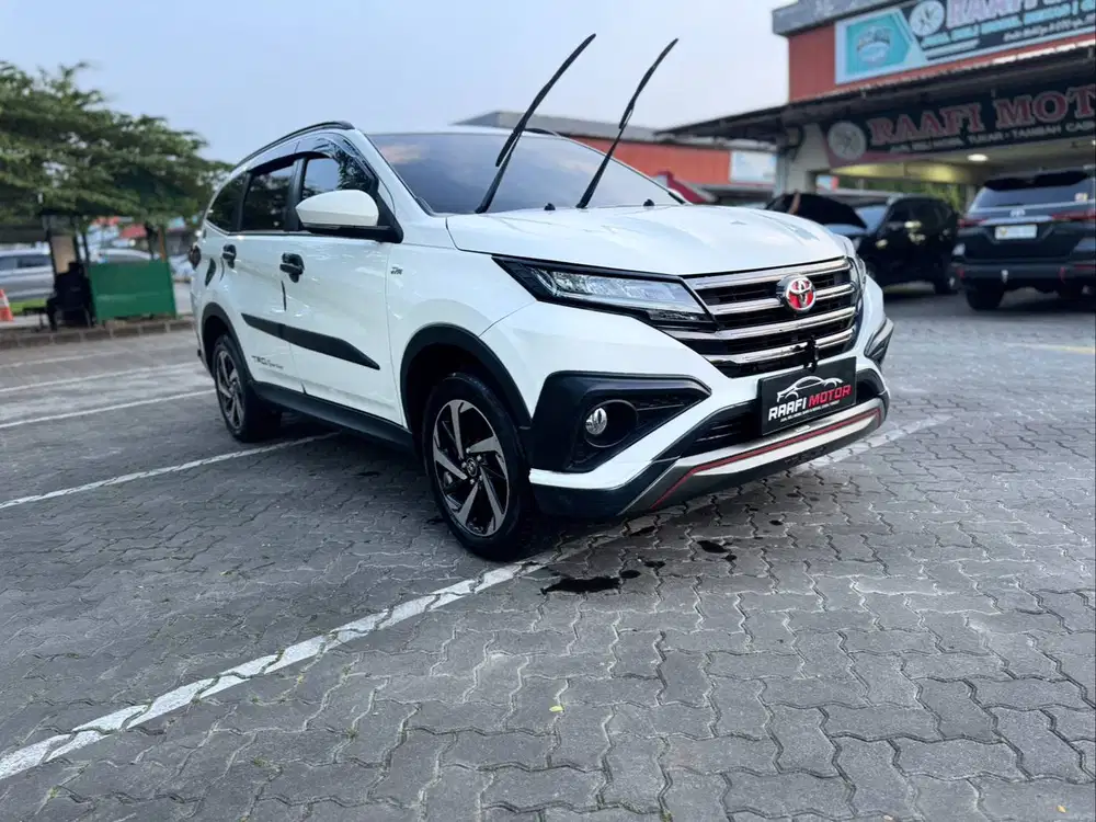 Toyota Rush S TRD Sportivo 2019 AT Matic Putih Km Low 35Ribu