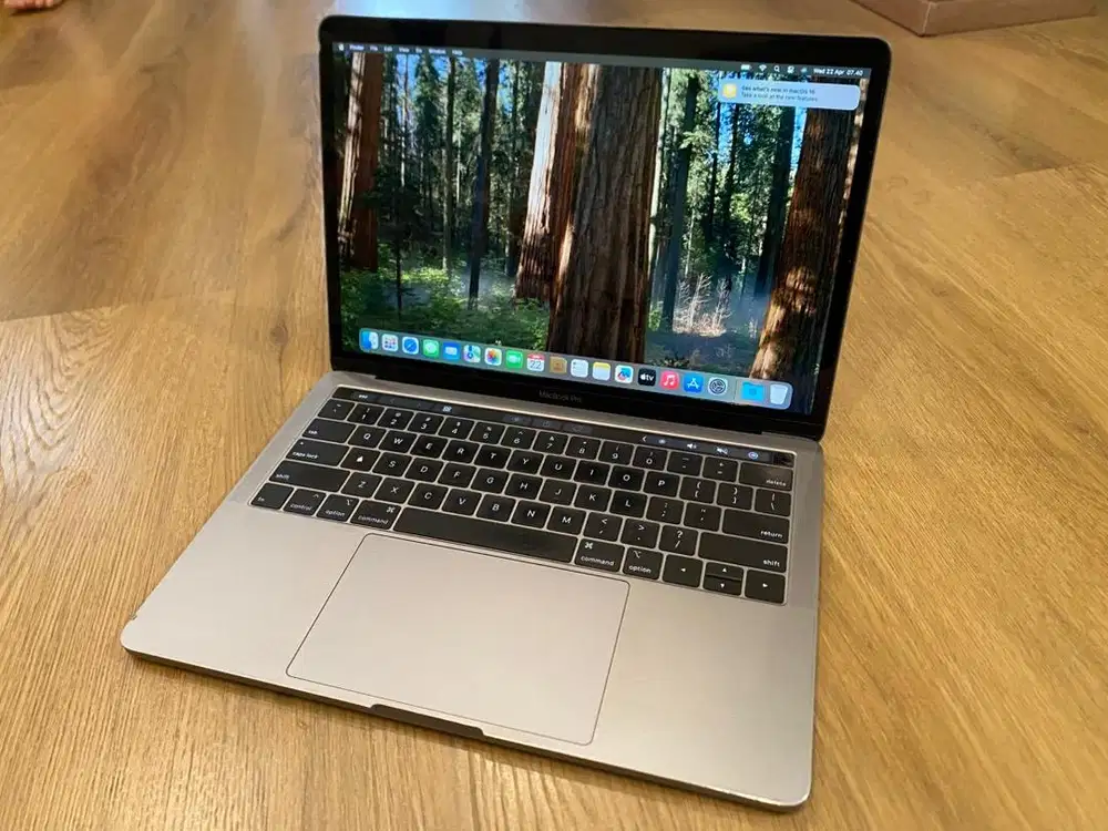 Macbook Pro 2019 Core i7 RAM 16gb Ssd 512gb CTO normal