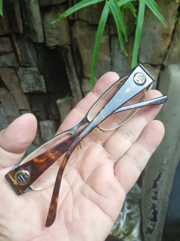 Frame kacamata baca merk ELLE orisinil mulus banget
