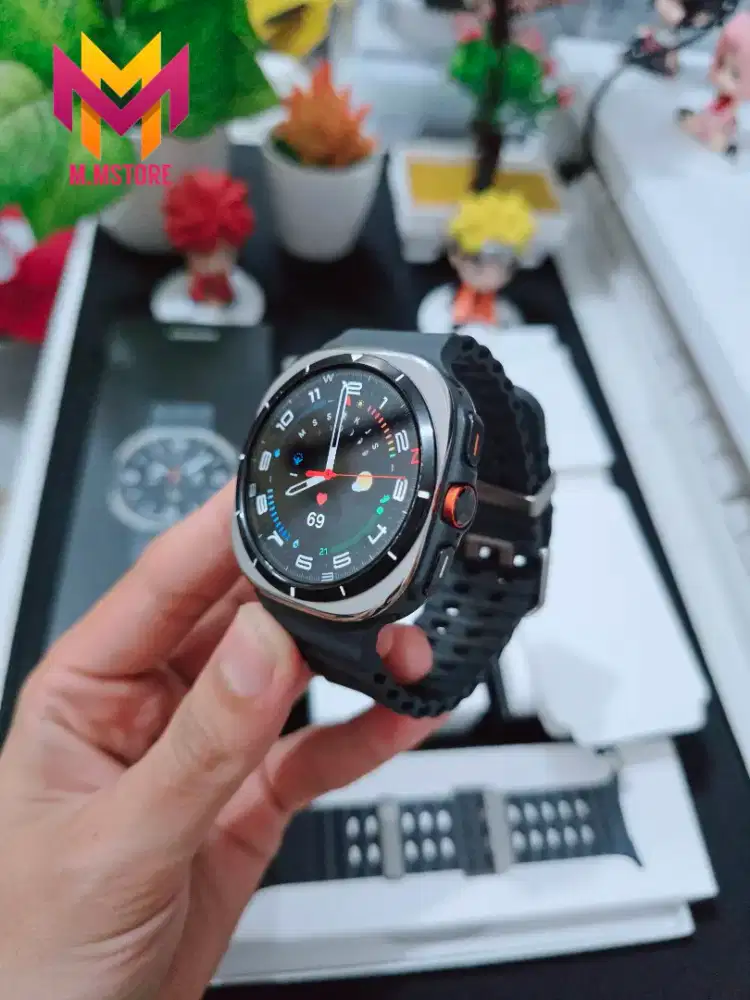 Samsung Galaxy Watch Ultra Titanium silver Garansi ON Silver Fullset