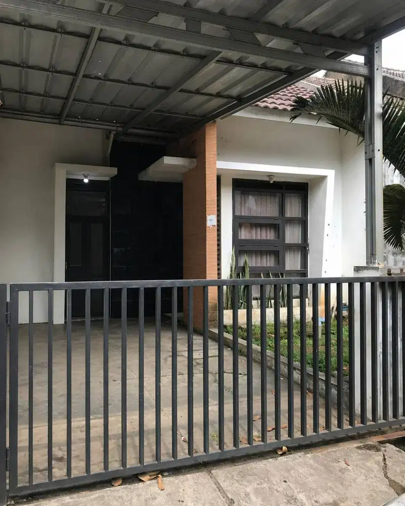 Disewakan Rumah 2 KT Adipura Gede Bage Dekat Summarecon & Al Jabar