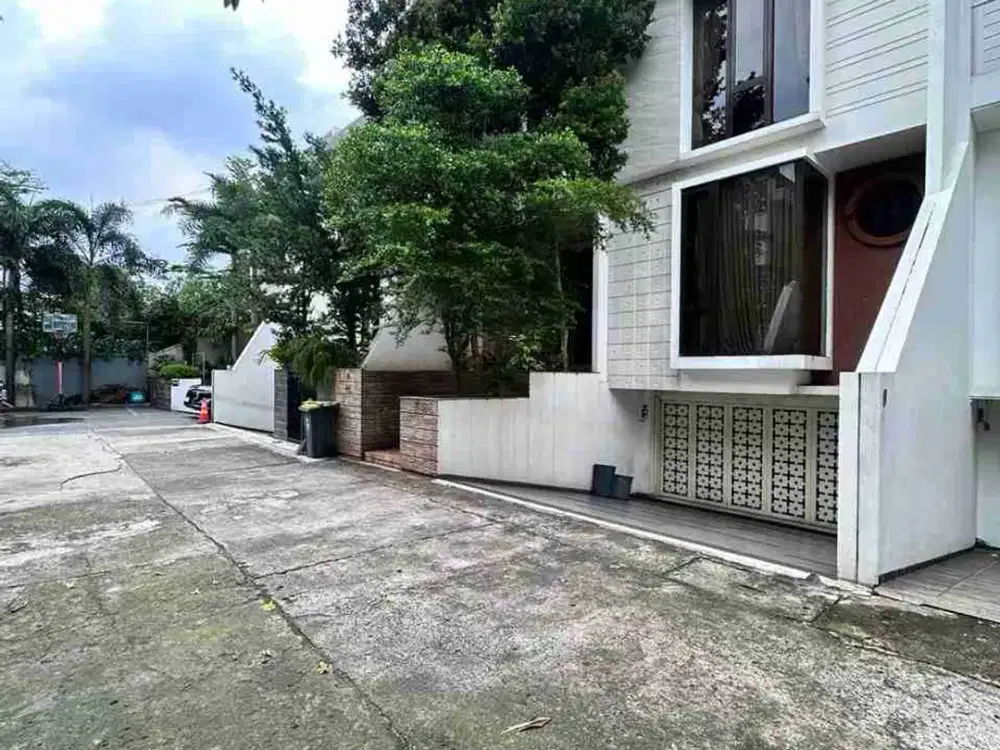 Lebak Bulus Dalam Cluster Modern Minimalist House Lingkungan Nyaman