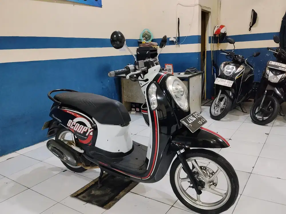 HONDA SCOOPY ESP 2015 CBS ISS SUPER MULUS