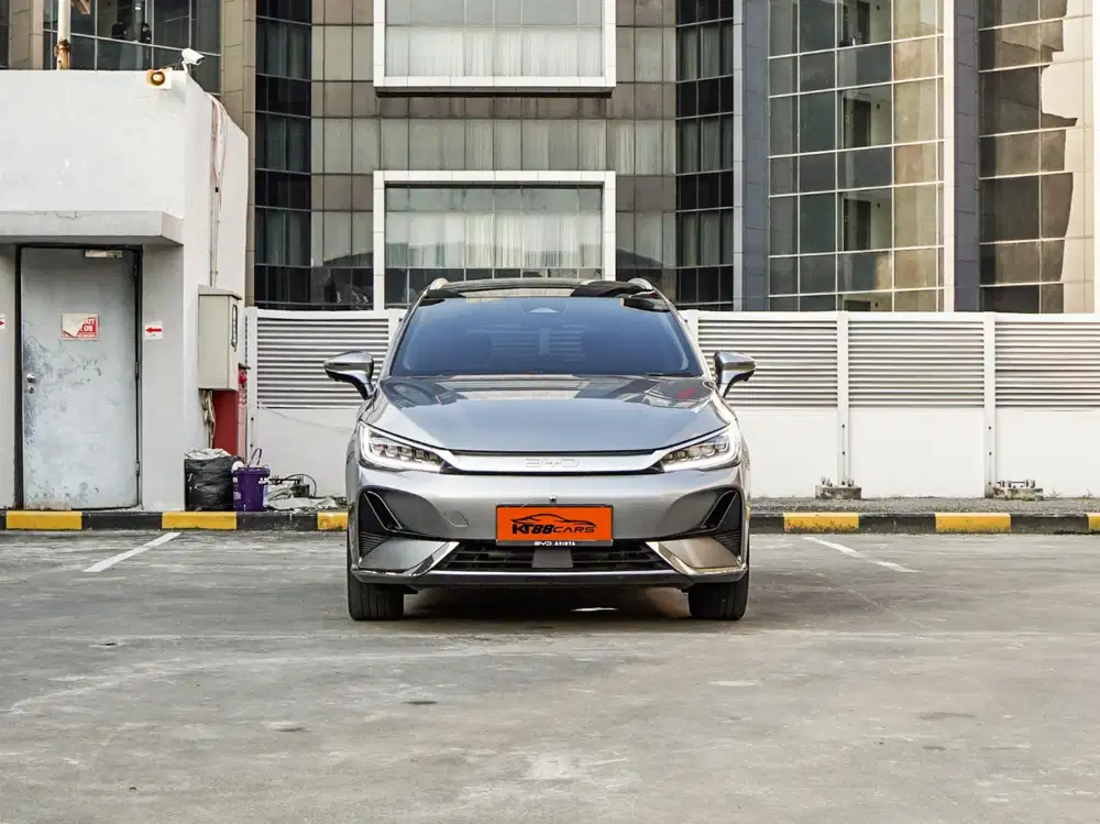 BYD M6  SUPERIOR CAPTAIN SEAT TAHUN 2024