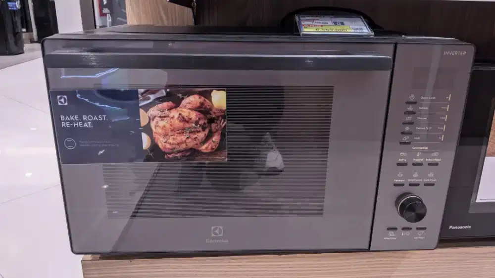 ELECTROLUX MICROWAVE BLACK