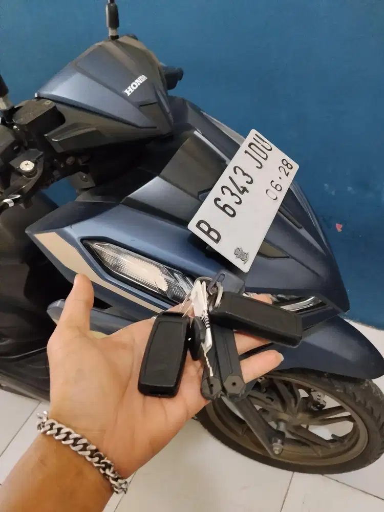 (jual) Honda Vario led new Gen2 matte blue 125cc 2023