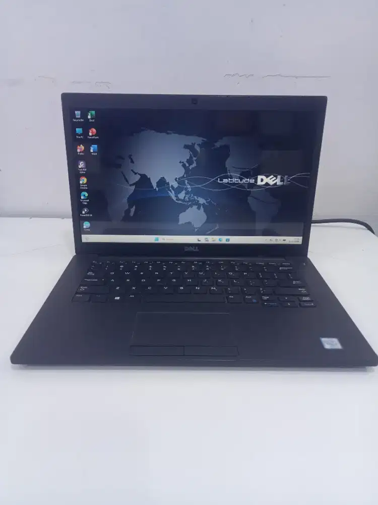 Dell latitude 7480 core i5-7300u ram 8 GB SSD 256 GB