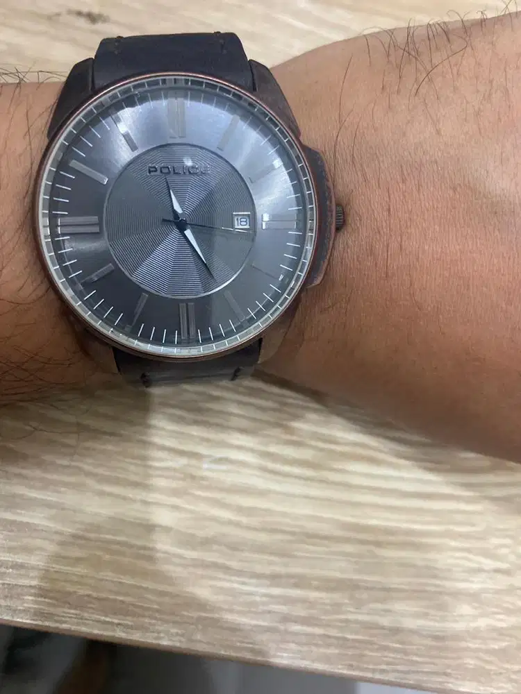 Jam Tangan Police Tali Kulit