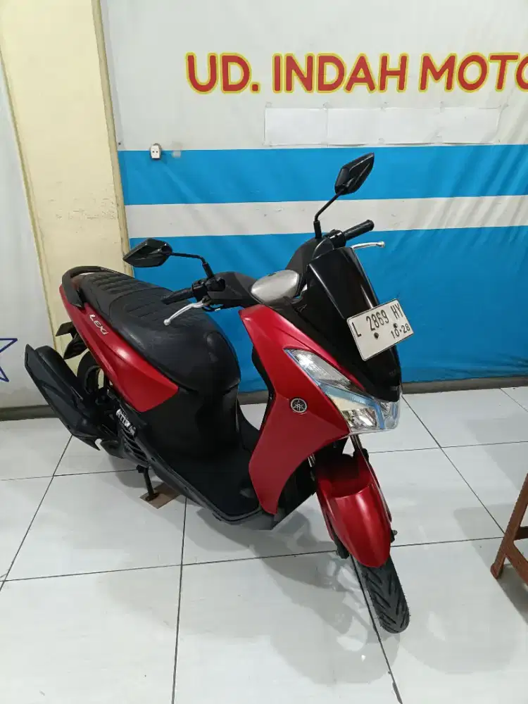 Bisa kredit YAMAHA LEXI NON S BLUECORE 125 2018
