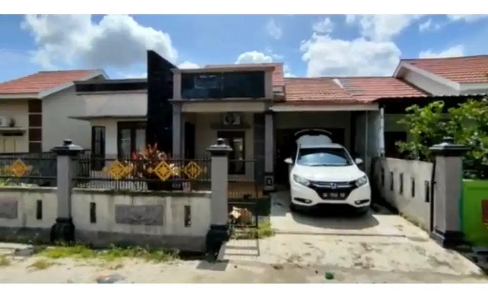 DISEWAKAN DAN DIJUAL RUMAH SIAP HUNI